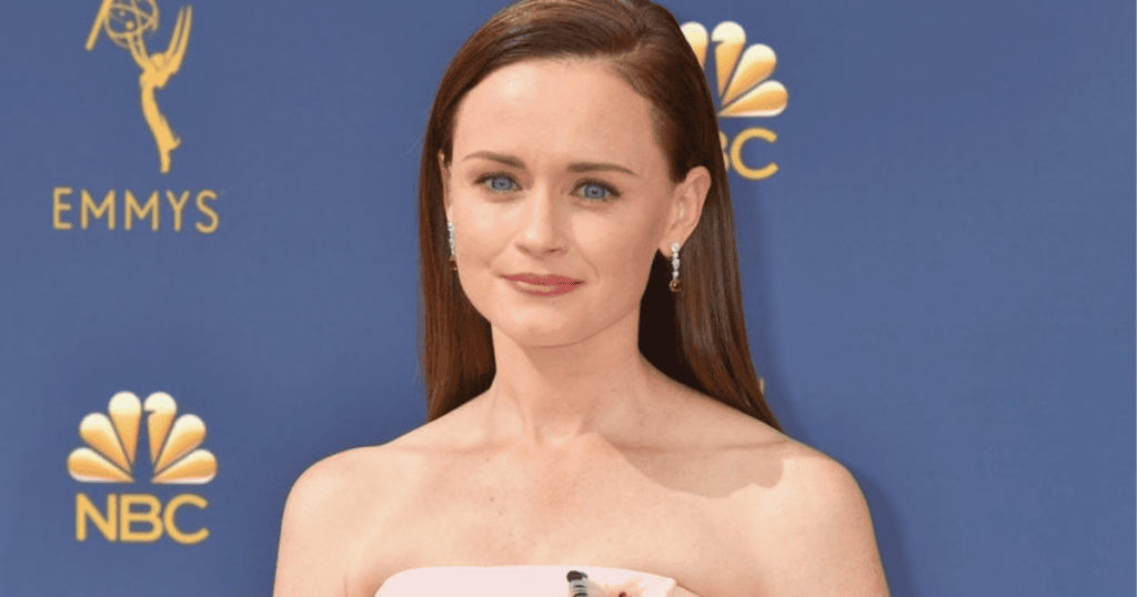 Alexis Bledel Shares Why 'Gilmore Girls' Endures
