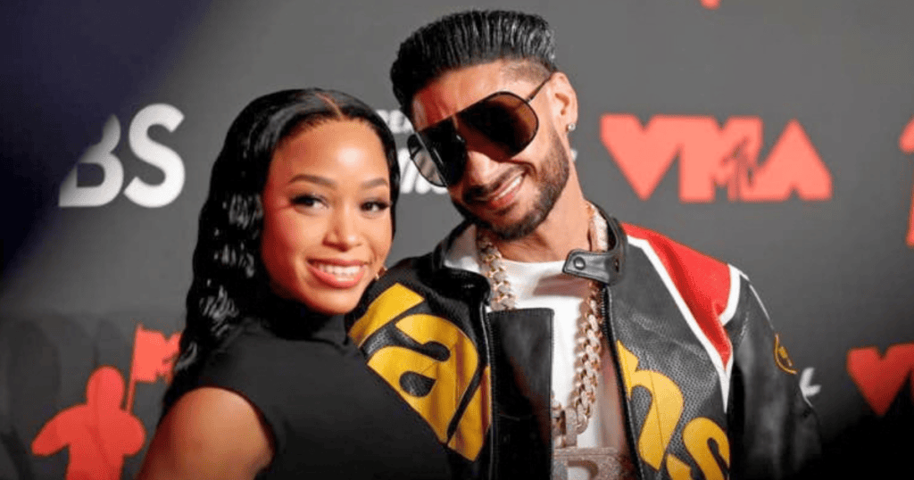 Pauly D and Nikki Hall Are Engaged