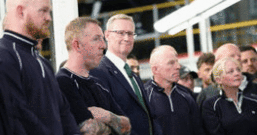 Jaguar Land Rover Opens Job Cut Plan to Save $2.3B
