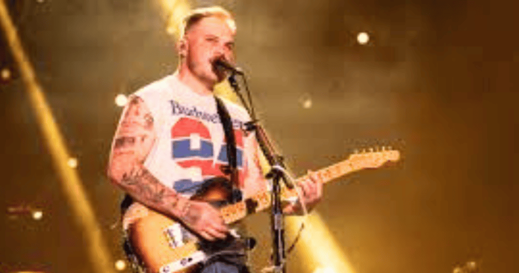Zach Bryan Wears ‘Free Palestine’ Shirt at Gillette