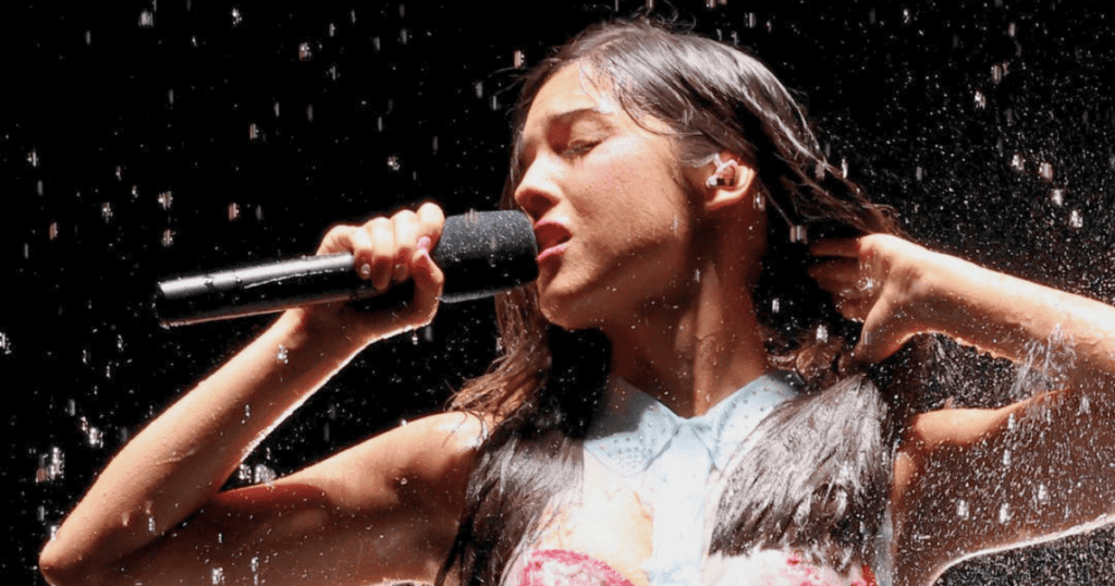 Olivia Rodrigo Performs 'Drop Dead'